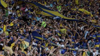 cuales fueron los jugadores silbados por la hinchada de boca