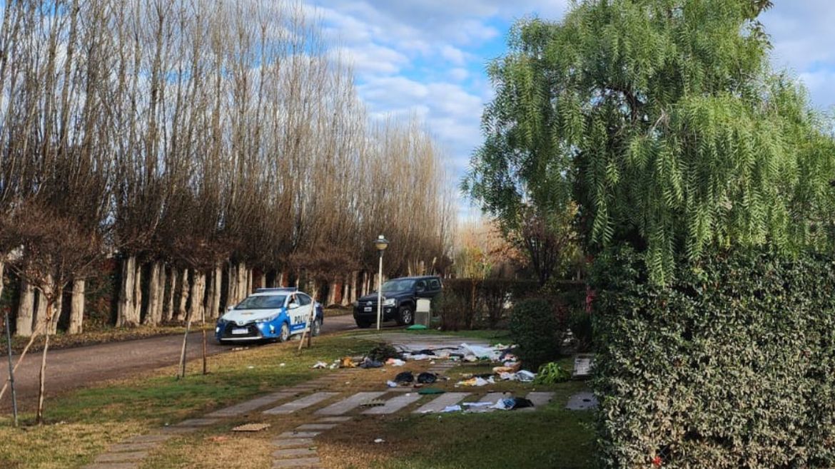 Tras el escrache, vecinos del empresario condenado por abusar de su hijastra exigen respuestas | LMCipolletti.com Tras el escrache, vecinos del empresario condenado por abusar de su hijastra exigen respuestas
