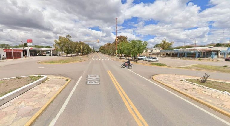 Denunció que un motociclista atropelló a su hijo y lo acosa para que le pague los daños