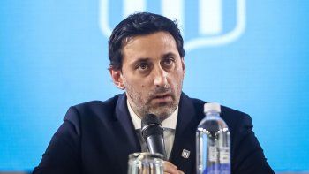 La reunión de Diego Milito con un ex dirigente de Boca de la que habla todo el mundo Racing.