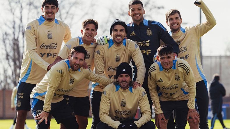 Ahora sí, Messi titular: formaciones, hora y TV de Argentina-Colombia
