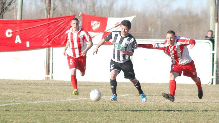 Weiner tuvo un gran partido la última vez en La Chacra y esta vez volverá a ser titular en el ataque de Cipolletti.