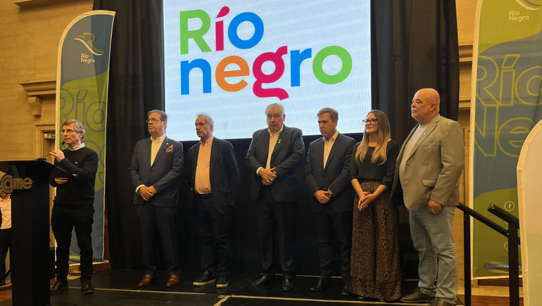 Río Negro presentó su temporada invernal 2025 en Buenos Aires.