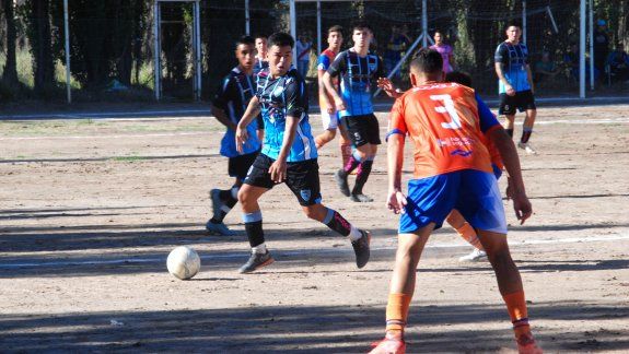 Pillmatun y Cipolletti juegan los primeros 90 minutos de la final
