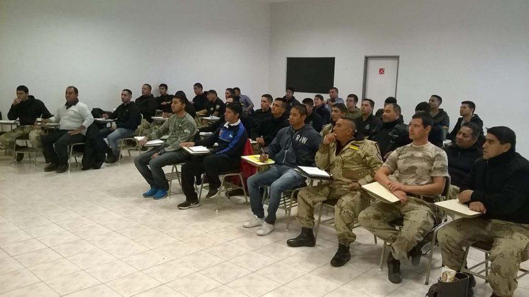 Capacitaron a policías de la región en el tráfico de fauna
