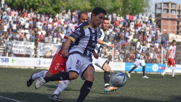 Gaitán no estuvo en el clásico por causas particulares y ayer volvió.