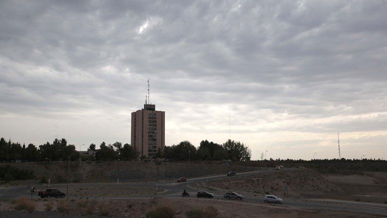 El tiempo: se viene un finde nublado y con lluvia en la región