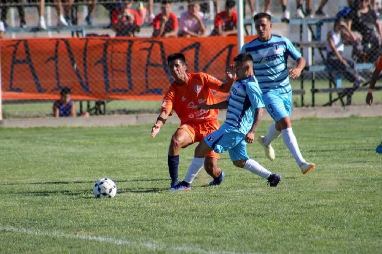 La Amistad se corta arriba en la Liga Confluencia pero tiene varios perseguidores