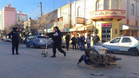 Choque en Yrigoyen y Belgrano dejó un herido leve