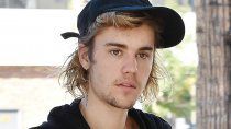 repudio mundial contra justin bieber por defender a un golpeador
