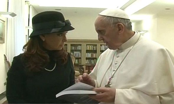 La Presidenta mantiene un almuerzo con el Papa