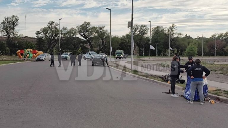 Accidente en la costanera: murió un joven motociclista