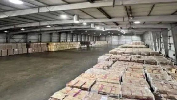 Allanamientos en los depósitos de Capital Humano en Villa Martelli y Tucumán
