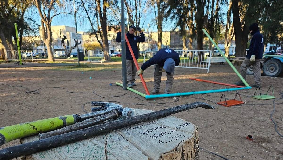 El Municipio también renovará los juegos del Parque Rosauer.