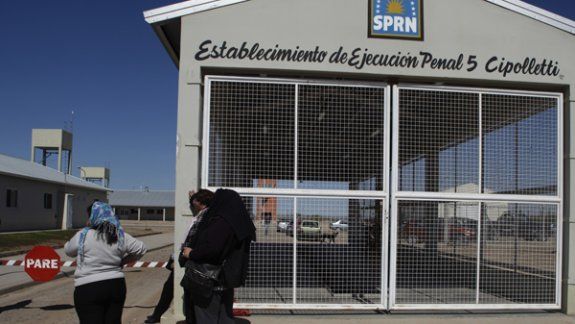 Aclaración sobre uso y aplicación de tobilleras electrónicas