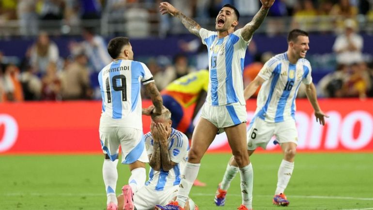 Copa América: la emoción de la Selección Argentina tras ser bicampeones en 15 fotos