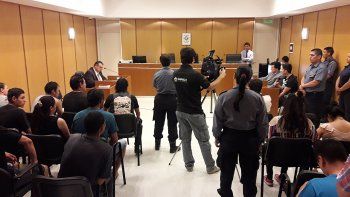 acusaron a un joven por matar a motociclista y quedo detenido