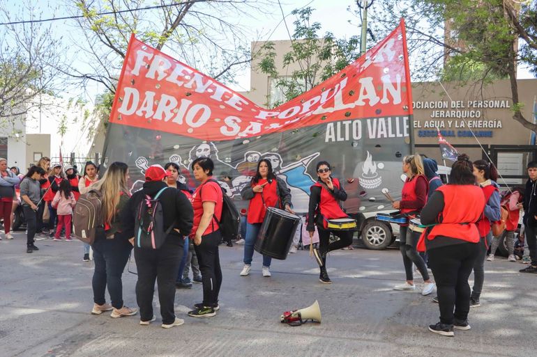 Organizaciones sociales marcharon en reclamo de alimentos