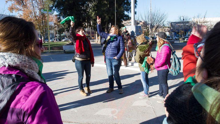 Las mujeres cipoleñas celebraron la media sanción de la ley del aborto.