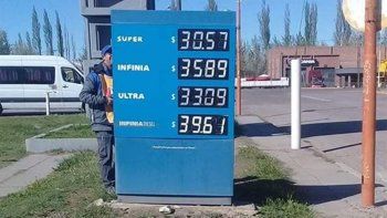 desde hoy, las naftas cuestan un 8% mas en el alto valle  