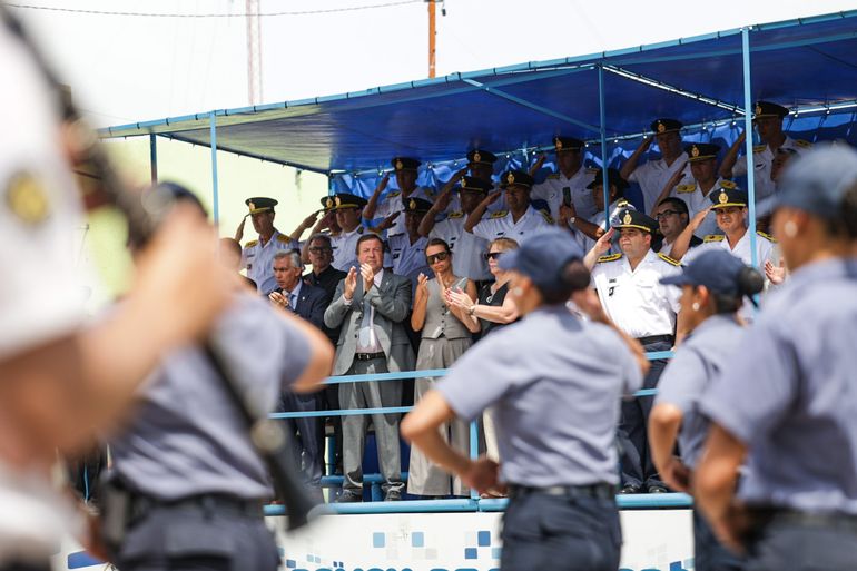 El acto del Día de la Policía se realizó en Los Menucos.