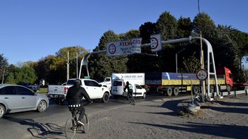 El Intendente de Cipolletti ratificó la instalación de dos pórticos sobre la ruta 151.