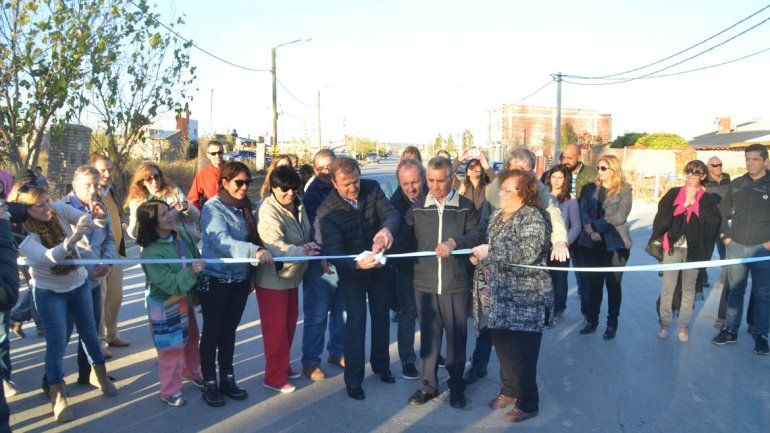 La Muni inauguró la pavimentación de la calle Saturnino Franco