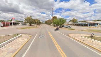 denuncio que un motociclista atropello a su hijo y lo acosa para que le pague los danos