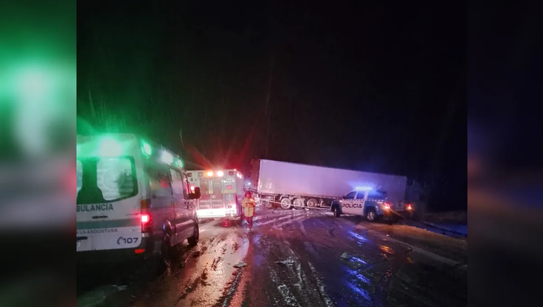 Tragedia en la cordillera: cuatro muertos en choque sobre la Ruta 40