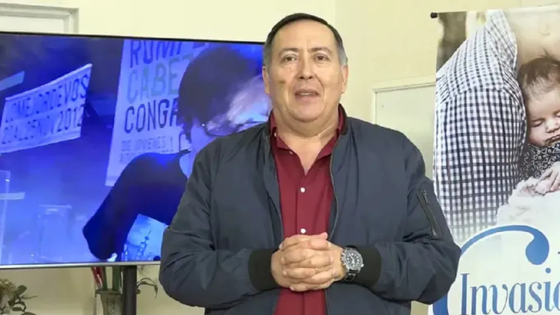 El pastor Jorge Ledesma complicado con sus milagros