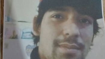 Emanuel Centeno fue visto por última vez el 20 de abril en Gaiman, Chubut. 
