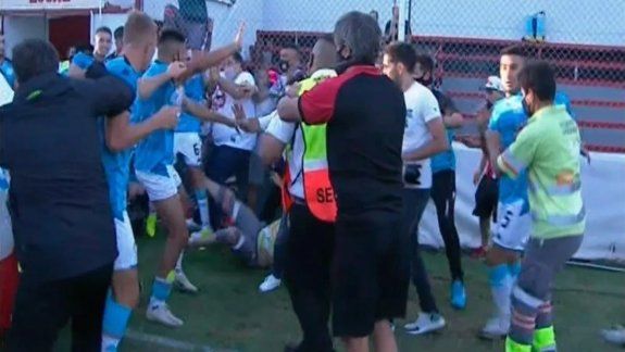 Otro escándalo con el equipo del Chiqui Tapia 