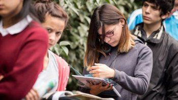 mujeres jovenes, las mas golpeadas por el desempleo en neuquen