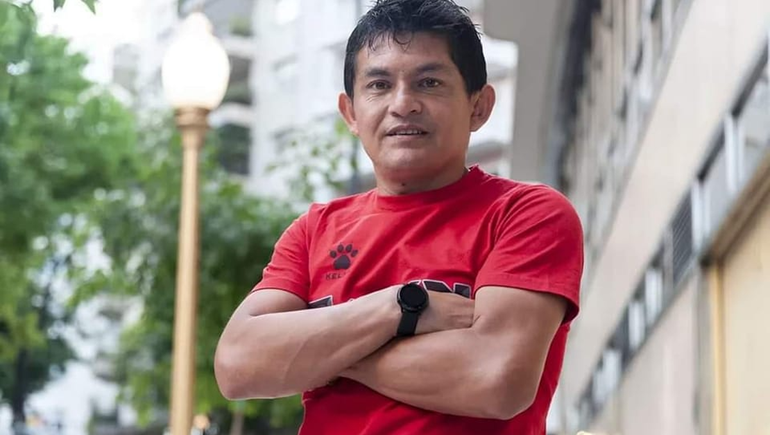 El Pulga Rodríguez está en terapia intensiva tras un accidente: así quedó el auto