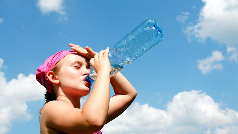 ¡Calor extremo! Cinco consejos para cuidar la salud