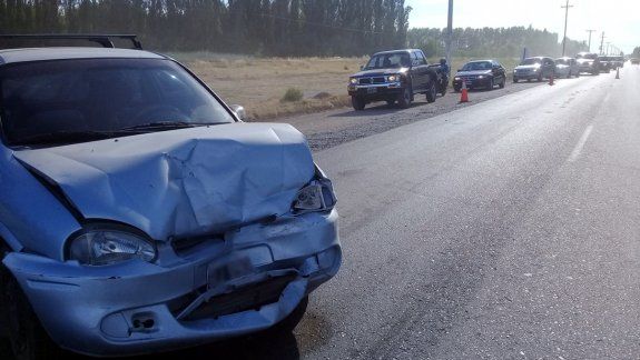 Brutal choque en cadena sobre la Ruta 65 terminó con dos heridos
