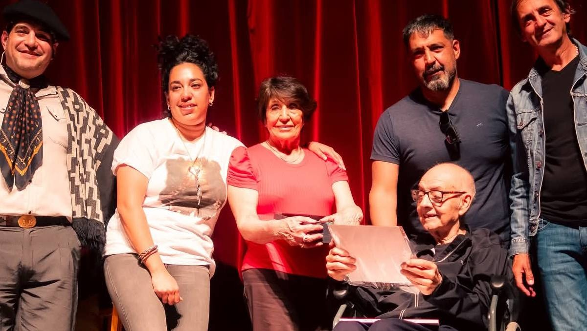 La zamba 3 de octubre de Hugo Bandor fue declarada de interés municipal.