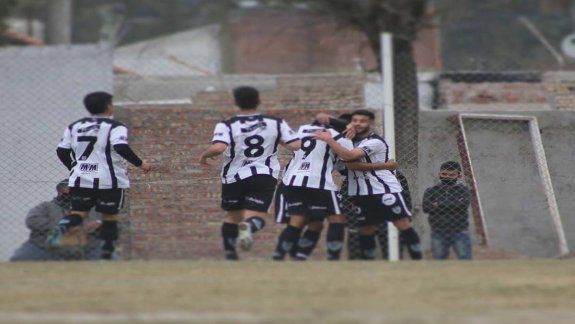 Cipo ganó por la mínima en Huergo. Gentileza De Pizarrón.