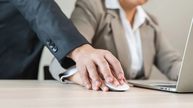 El caso de abuso sexual en el ámbito laboral se produjo en una empresa de Roca. El jefe fue condenado y le deberá pagar una millonaria indemnización a la víctima.&nbsp;