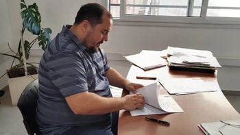 ate y gobierno firmaron convenio por urbanizacion de lotes para afiliados