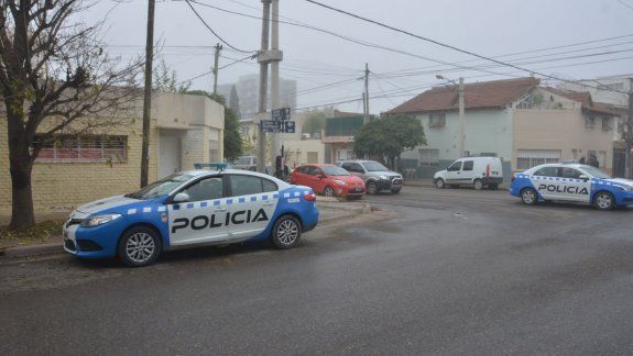 Un pastor evangélico sacó a la hija de un hogar neuquino y la violó 