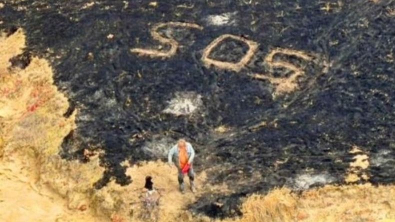 Rescatan a un náufrago que escribió SOS en las cenizas tras encallar en una isla cercana a California.