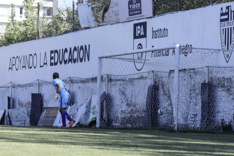 Hasta el momento, no rige en Río Negro una legislación que obligue al anclaje de estructuras como arcos en las canchas deportivas e inspecciones del predio. (Foto: archivo) Hasta el momento, no rige en Río Negro una legislación que obligue al anclaje de estructuras como arcos en las canchas deportivas e inspecciones del predio. (Foto: archivo)