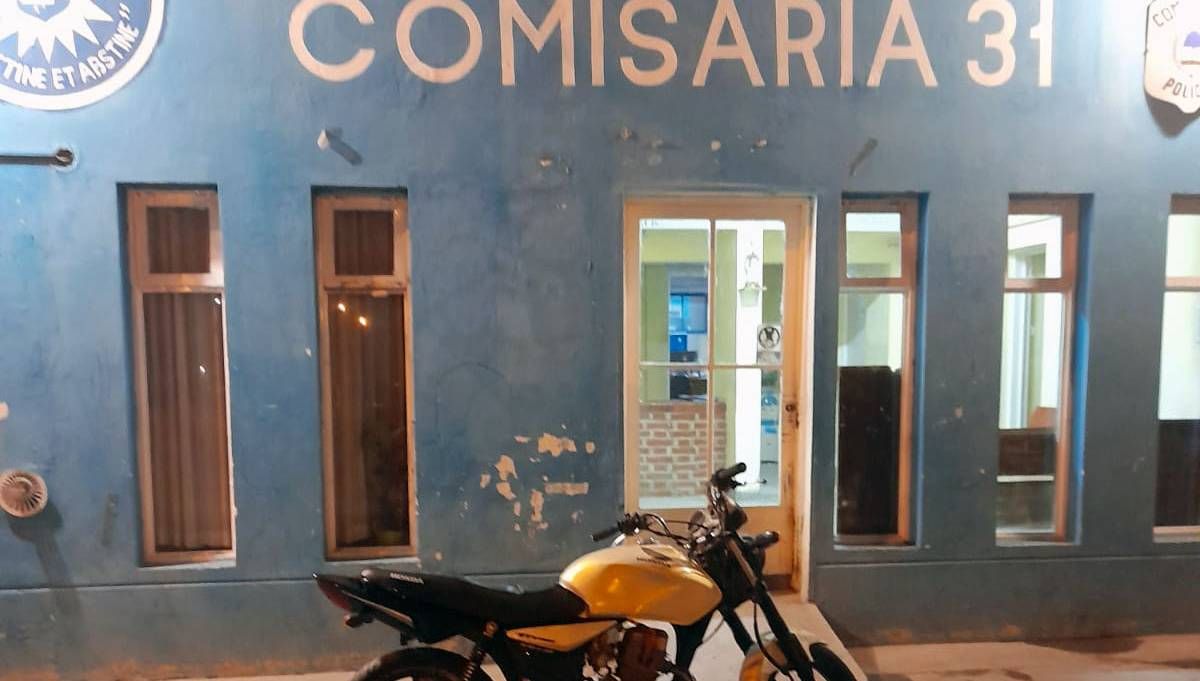 La sede policial donde ocurrió el milagro y los policías revivieron a un bebé.