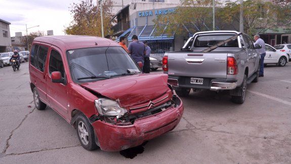 Hay al menos un choque por día, casi siempre por conductores imprudentes.
