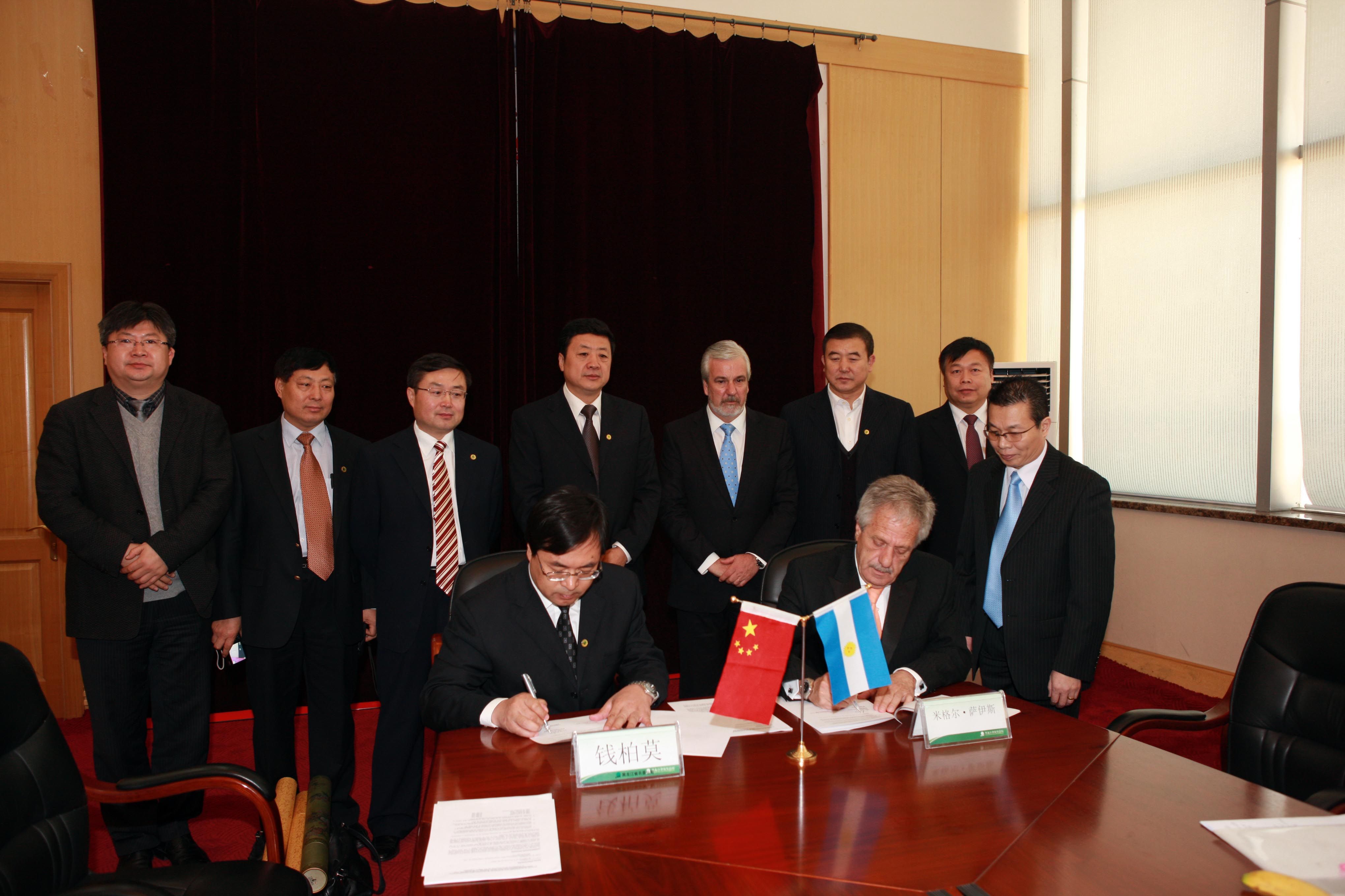 Saiz anunció la implementación de un proyecto agroalimentario