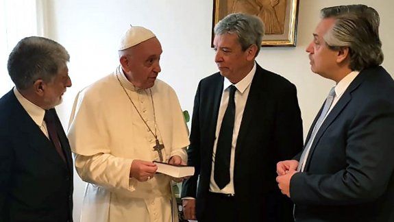 Alberto Fernández llega a Roma y visitará al Papa