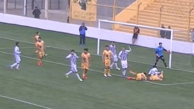 El penal de la polémica: mirá el video