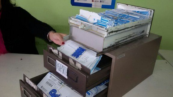 Habían 330 DNI para retirar en el CDR.