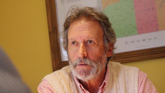 Jorge Barragán busca difundir los programas nacionales de vivienda.